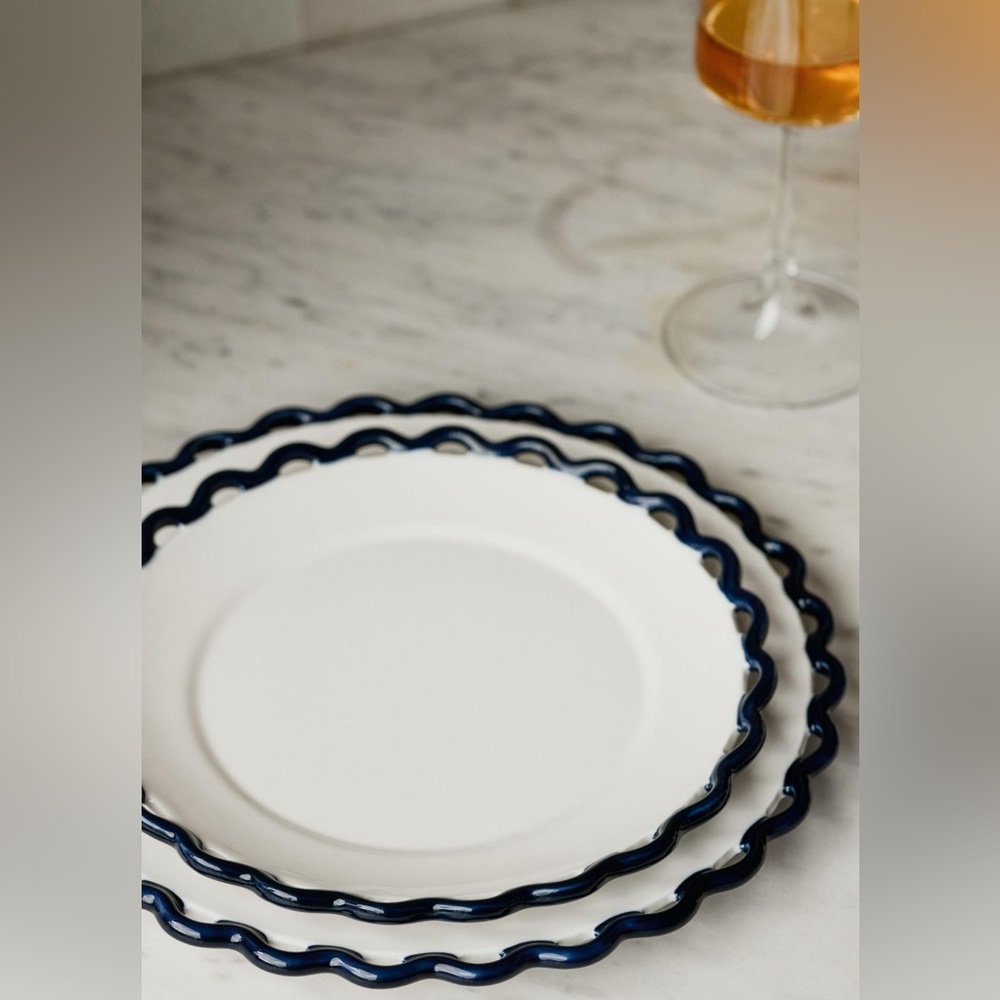 Anthropologie sasha 11” dinner plate scalloped fringe Navy/ white set of 4